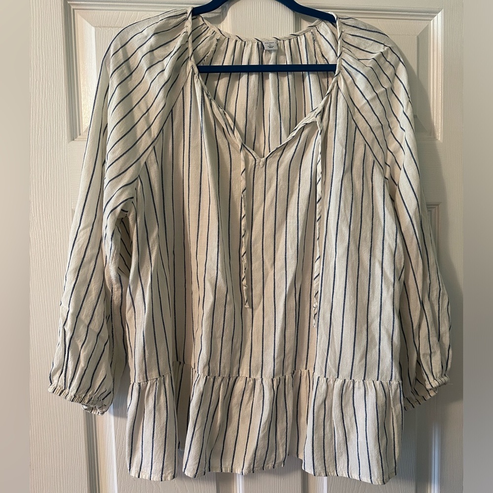 Breezy linen blend top